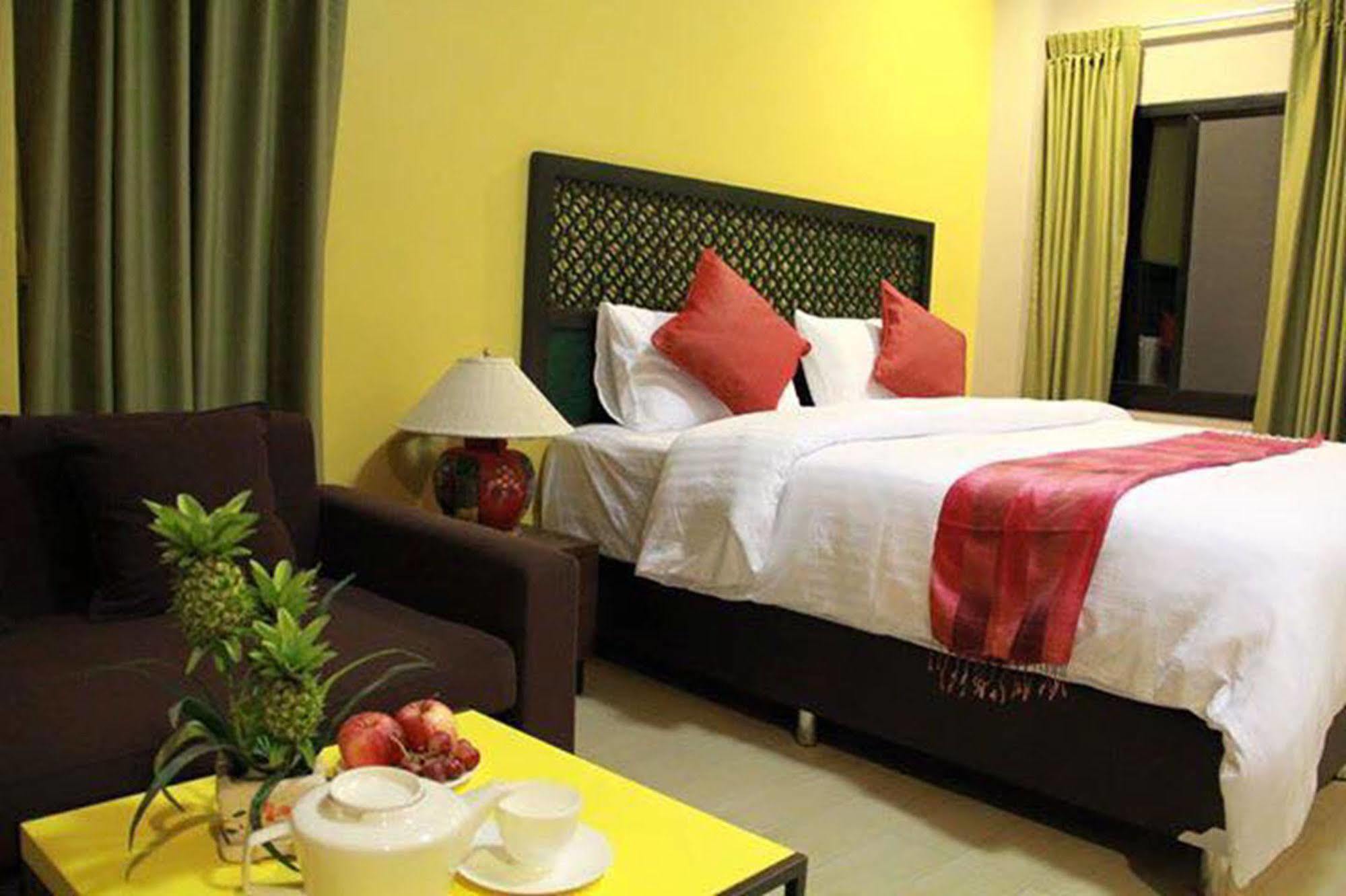 Hotel Mulberry House Pak Thong Chai Exterior foto